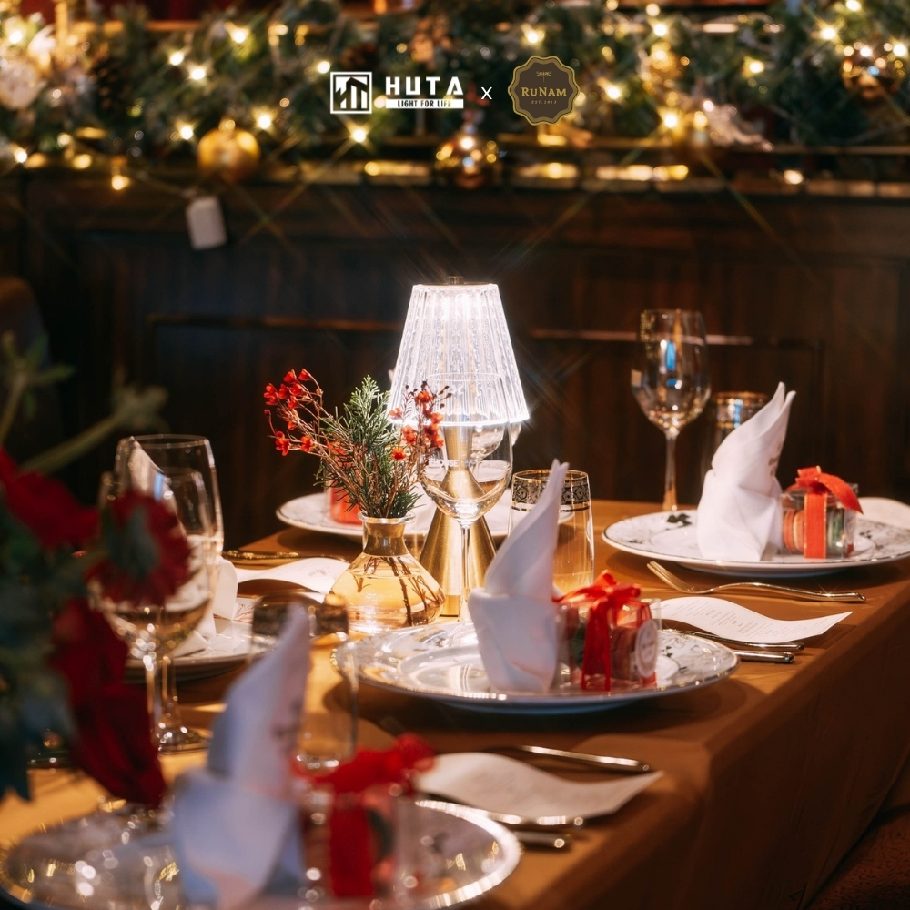 Giải pháp đèn bàn từ HUTA