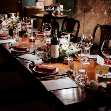 Đèn bàn Horeca điểm nhấn tinh tế tại Si Dining