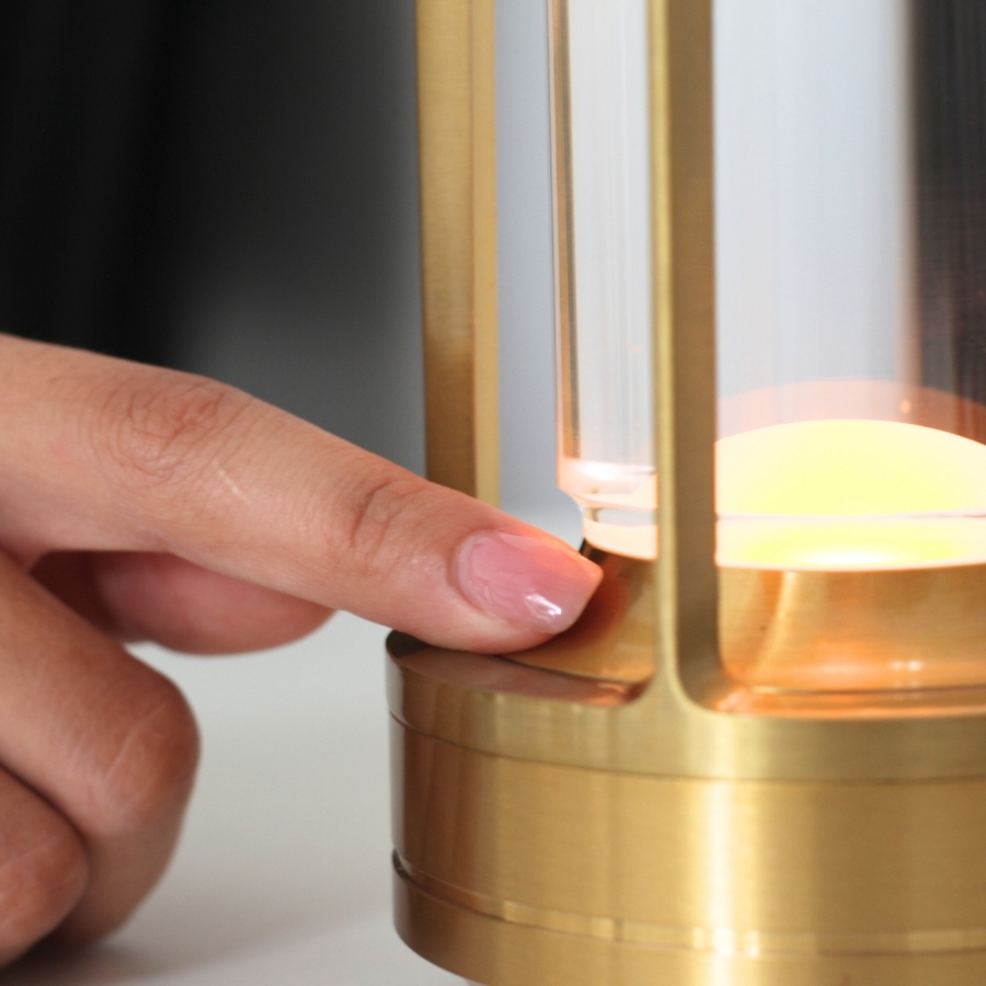 Đèn Bàn Quán Bar HUTA Light For Life Mã RESNEN