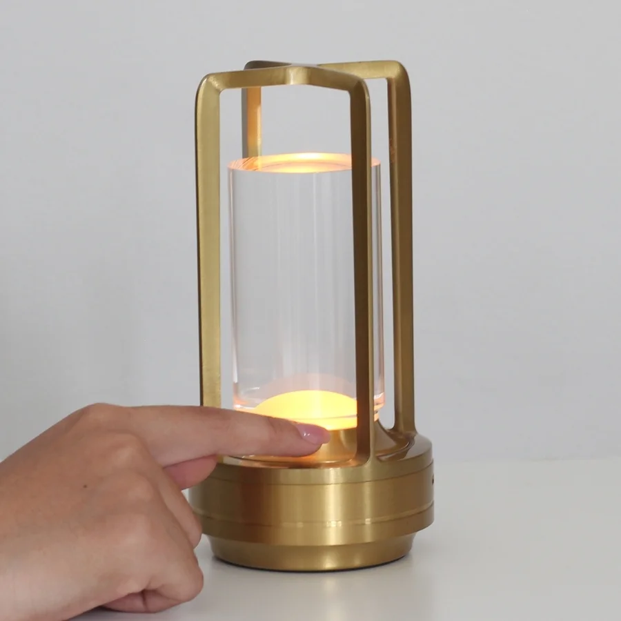 Đèn Bàn Quán Bar, Nhà Hàng HUTA Light For Life Mã RESNEN