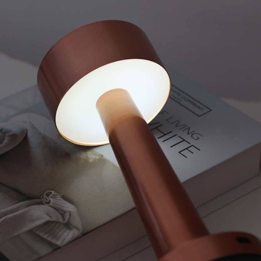 Đèn Bàn Quán Bar Trang Trí HUTA Light For Life Mã RESTRU