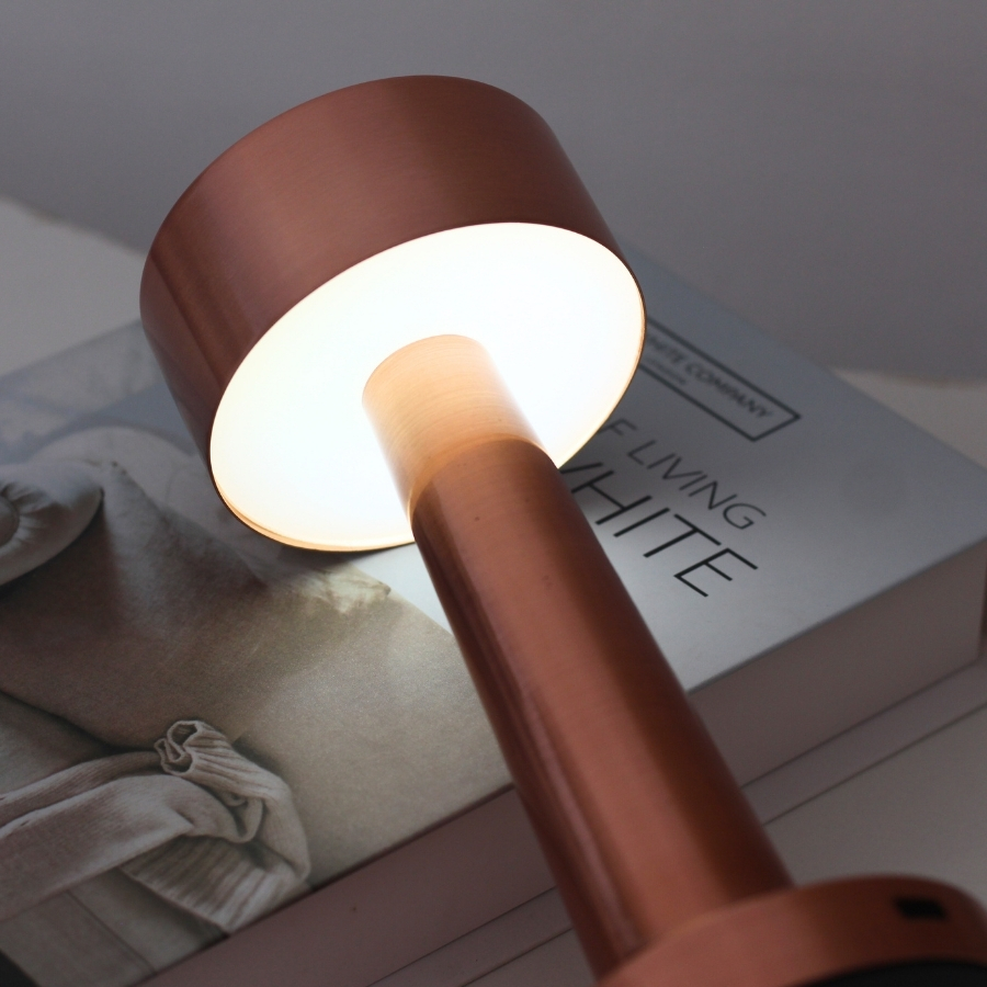 Đèn Bàn Quán Bar Trang Trí HUTA Light For Life Mã RESTRU