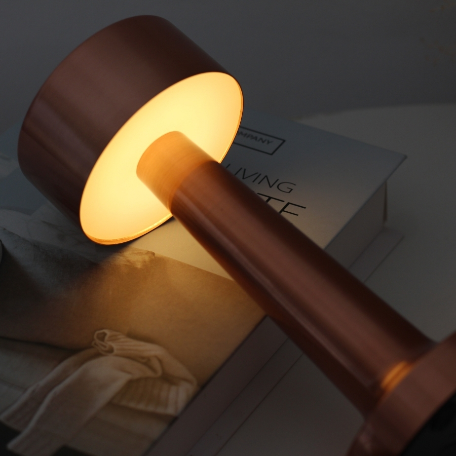 Đèn Bàn Quán Bar Trang Trí HUTA Light For Life Mã RESTRU