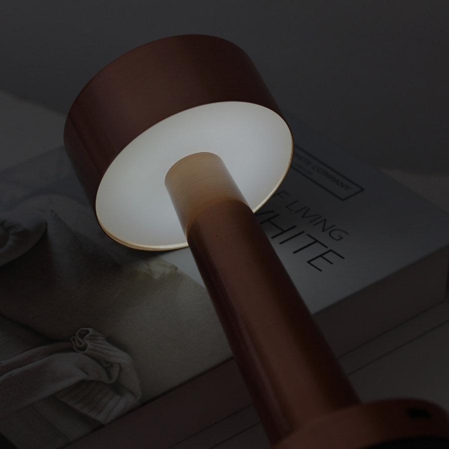 Đèn Bàn Quán Bar Trang Trí HUTA Light For Life Mã RESTRU