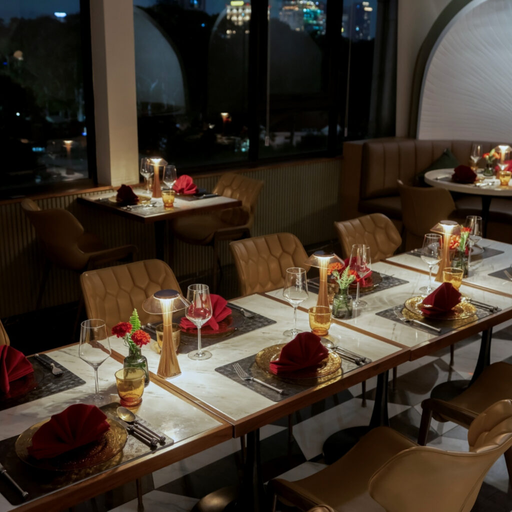 Đèn Bàn Trang Trí Nhà Hàng HUTA Light For Life Mã ET1