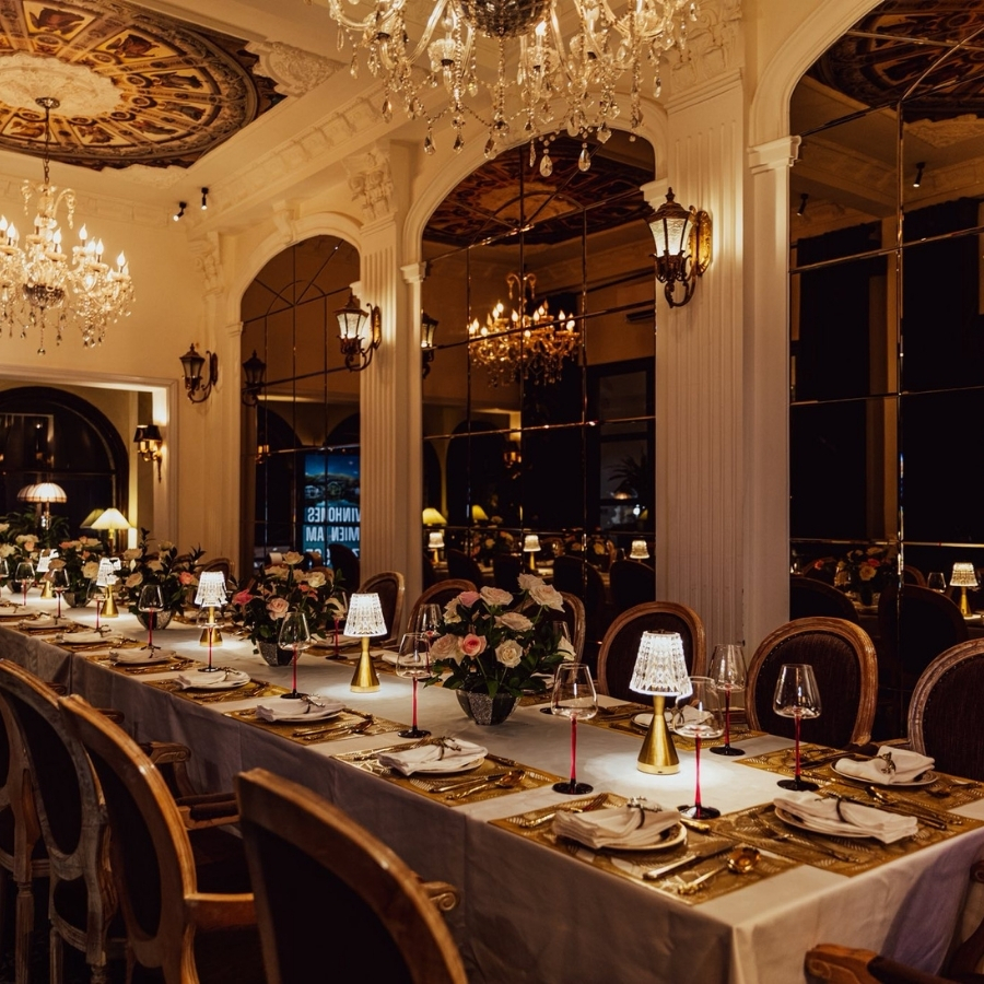 Đèn Bàn Trang Trí Nhà Hàng HUTA Light For Life Mã RESBED2