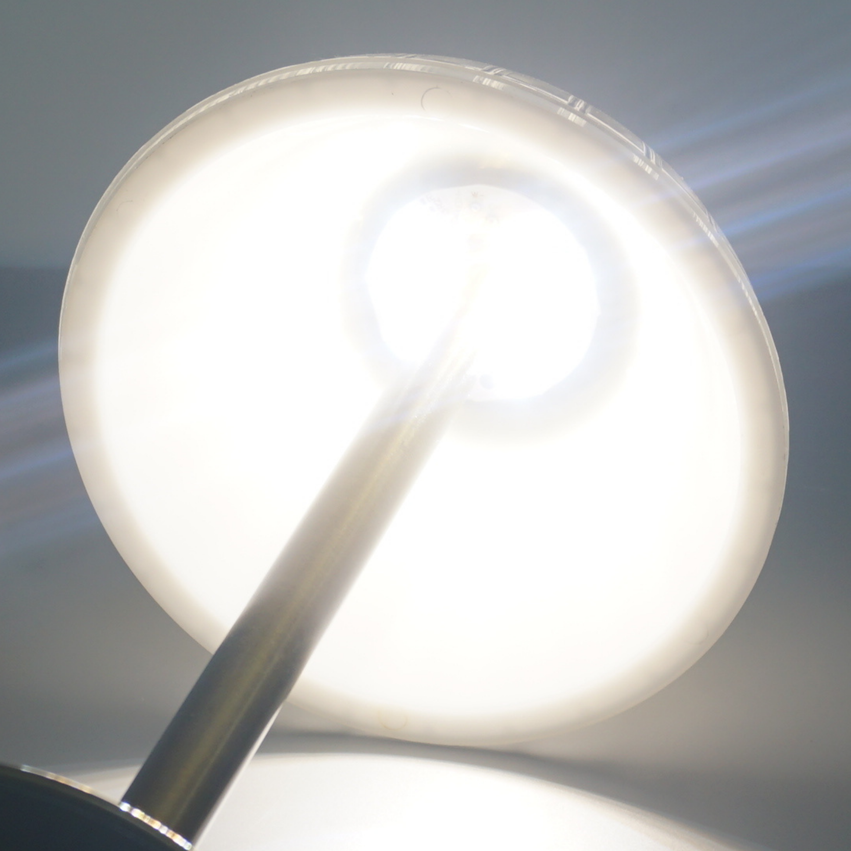 Đèn Bàn Trang Trí Nhà Hàng HUTA Light For Life Mã RESDUNON