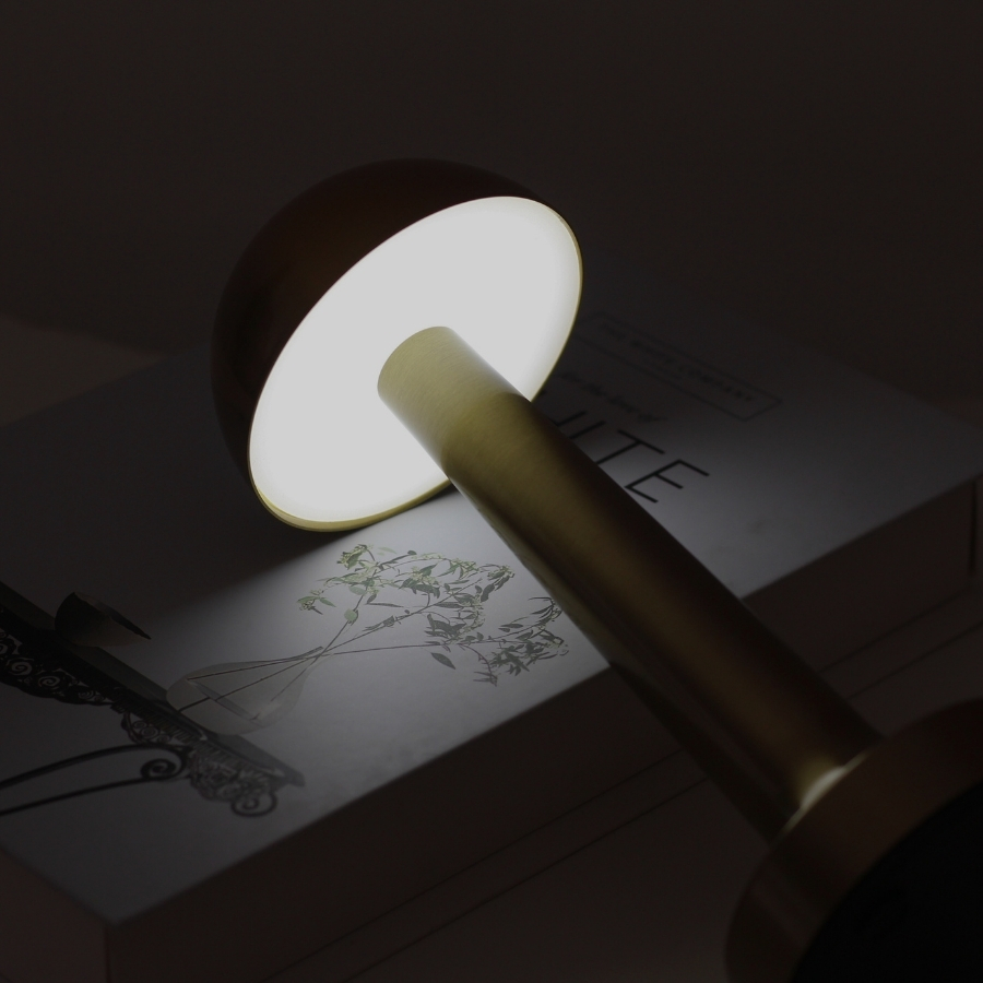 Đèn Bàn Trang Trí Nhà Hàng HUTA Light For Life Mã RESNON