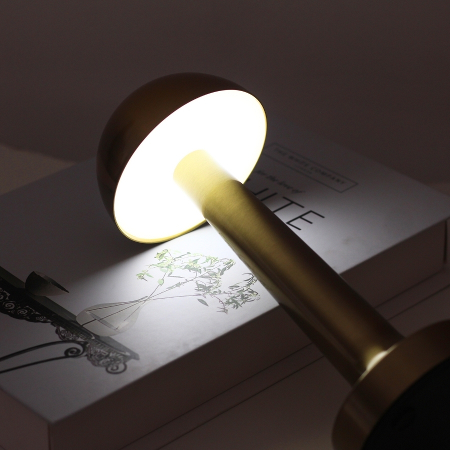 Đèn Bàn Trang Trí Nhà Hàng HUTA Light For Life Mã RESNON