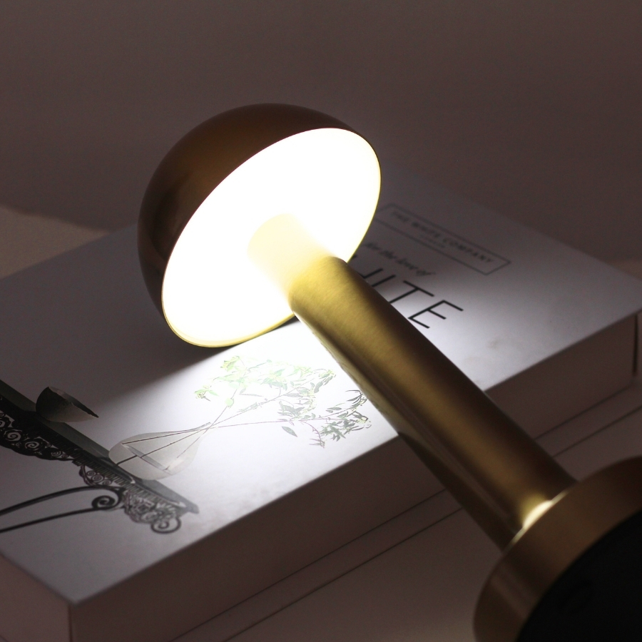 Đèn Bàn Trang Trí Nhà Hàng HUTA Light For Life Mã RESNON