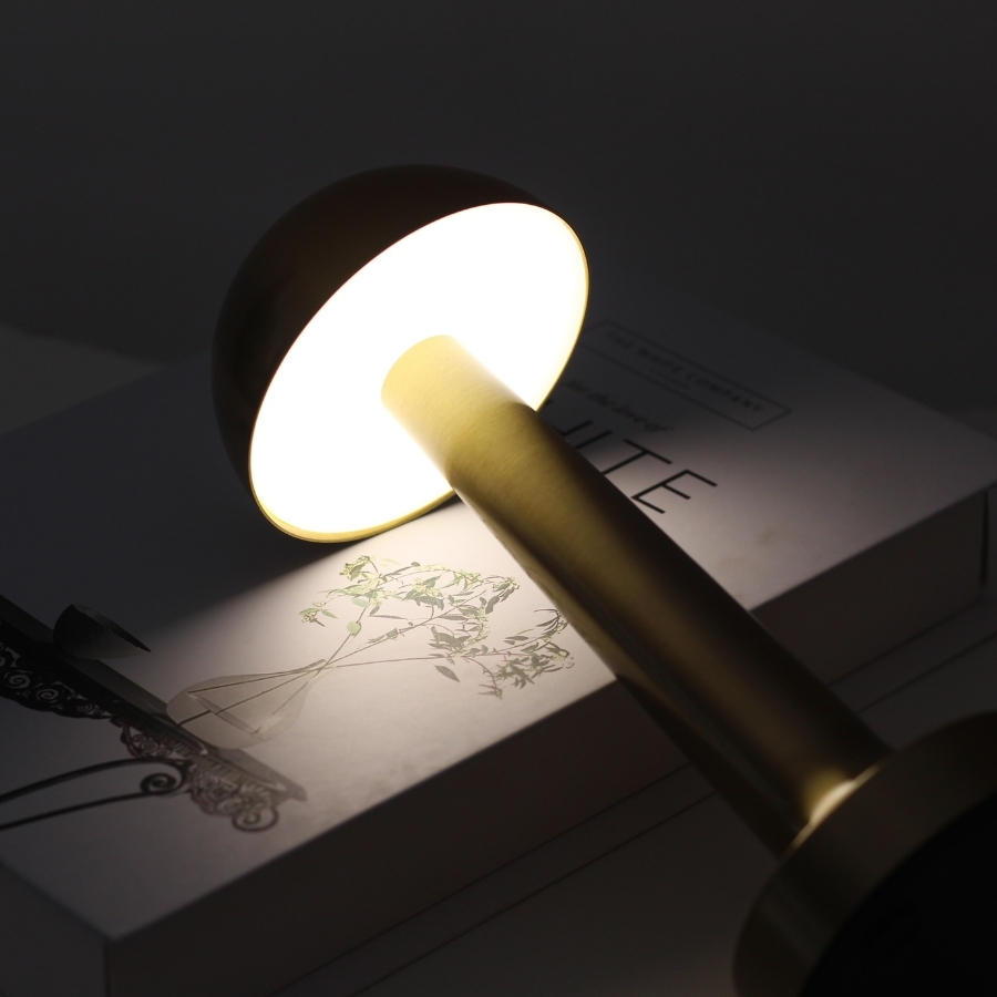 Đèn Bàn Trang Trí Nhà Hàng, Quán Bar HUTA Light For Life Mã RESNON