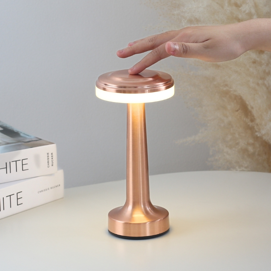 Đèn Bàn Trang Trí Quán Bar HUTA Light For Life Mã RESDIA1