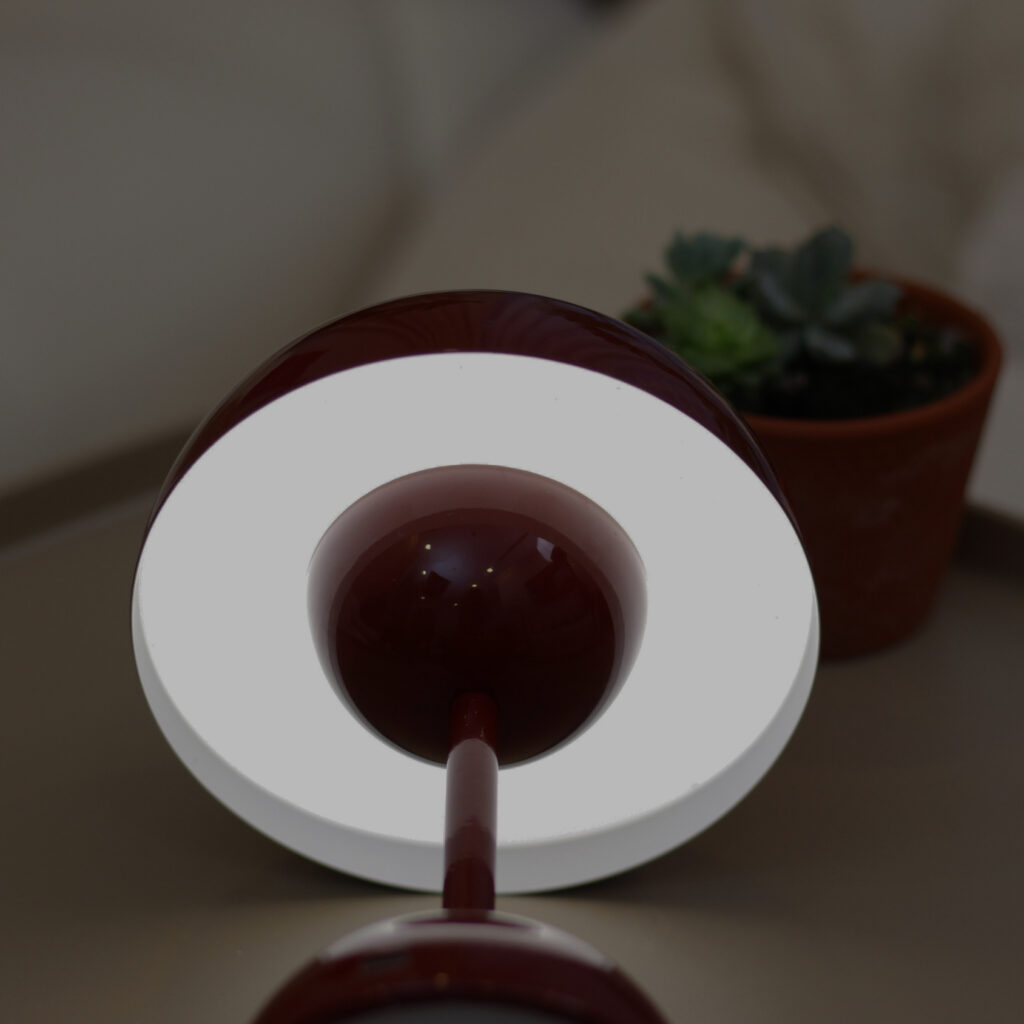 Đèn Bàn Decor Tích Điện HUTA Light For Life Mã BEDNAM