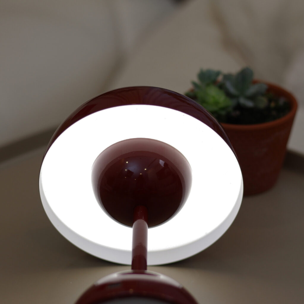 Đèn Bàn Decor Tích Điện HUTA Light For Life Mã BEDNAM