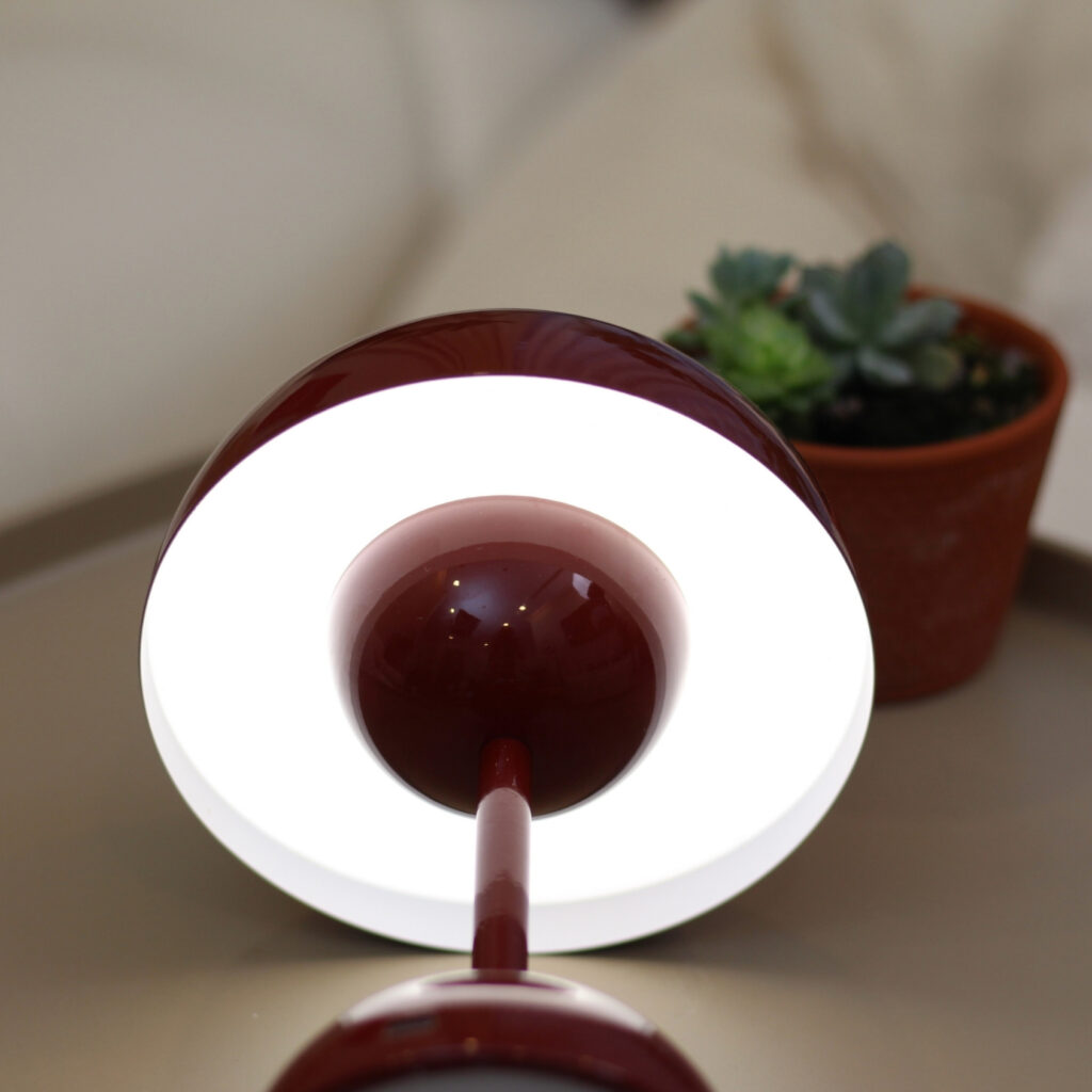 Đèn Bàn Decor Tích Điện HUTA Light For Life Mã BEDNAM