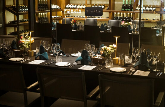 huta x the gate noi ruou vang thang hoa trong khong gian am thuc chau au tinh te 6