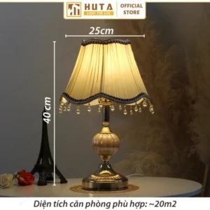 Đèn Ngủ Để Bàn Khách Sạn HUTA Light For Life Phong Cách Cổ Điển Thân Kim Loại Mã CD1
