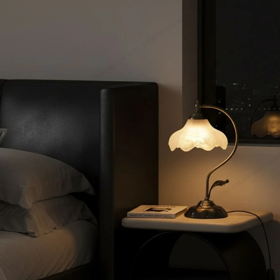 Thông số kỹ thuật chi tiết đèn ngủ để bàn thân kim loại mã CD2