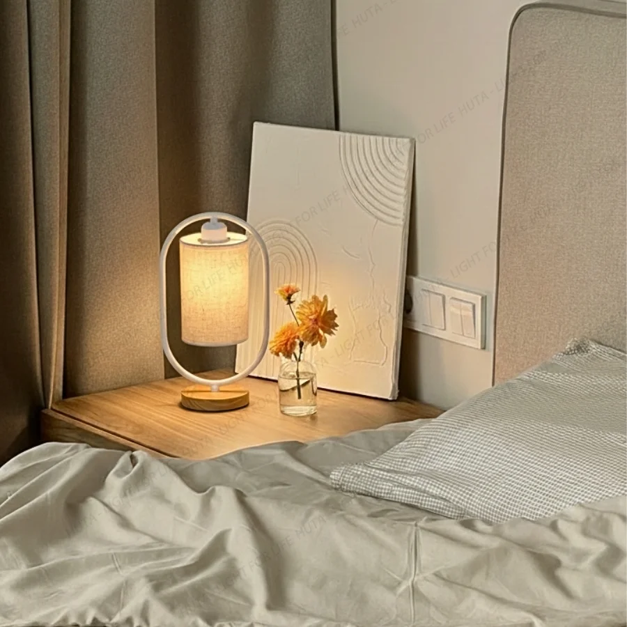 Thông số kỹ thuật chi tiết đèn bàn khách sạn, homestay thân gỗ mã G6