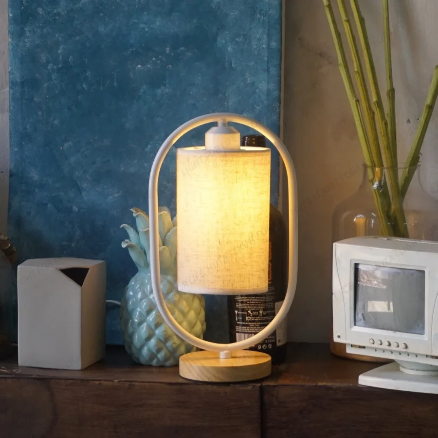 Thông số kỹ thuật chi tiết đèn bàn khách sạn, homestay thân gỗ mã G6