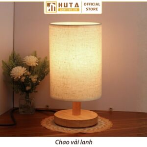 Đèn Ngủ Để Bàn Khách Sạn, Tab Đầu Giường HUTA Light For Life Phong Cách Vintage Thân Gỗ Mã G1