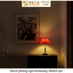 Đèn Ngủ Để Bàn Sang Trọng Decor Khách Sạn HUTA Light For Life Thân Kim Loại Mã T9