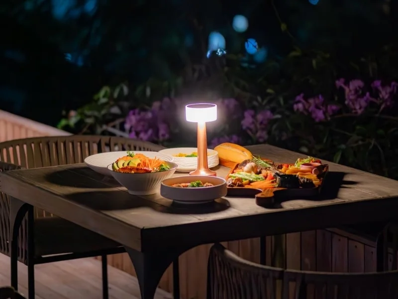 trang chu den ban horeca cho nha hang quan bar 6