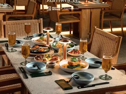 trang chu den ban horeca cho nha hang quan bar 65