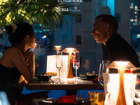 trang chu den ban horeca cho nha hang quan bar 67